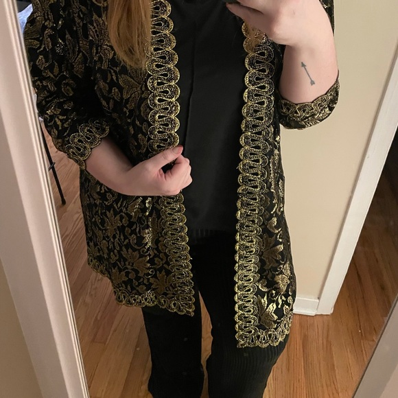 Gemini Nites | Vintage ILGWU Black & Gold Metallic Brocade Lace Oversized Jacket - Picture 11 of 11